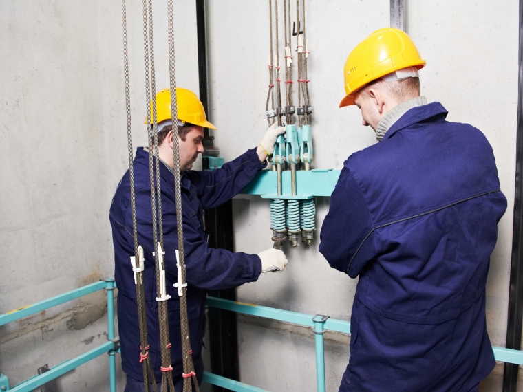 Изображение Монтажник электрических подъемников (лифтов) в учебном центре Альянс