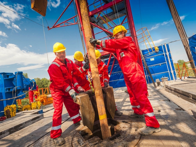 Помощник бурильщика эксплуатационного и разведочного бурения скважин на ...